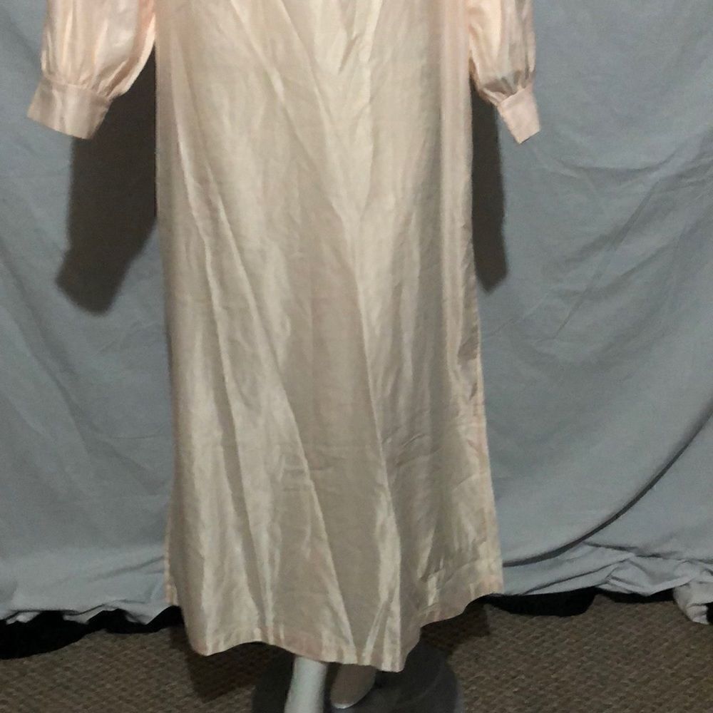 Barbizon Night Gown - Picture 4 of 8